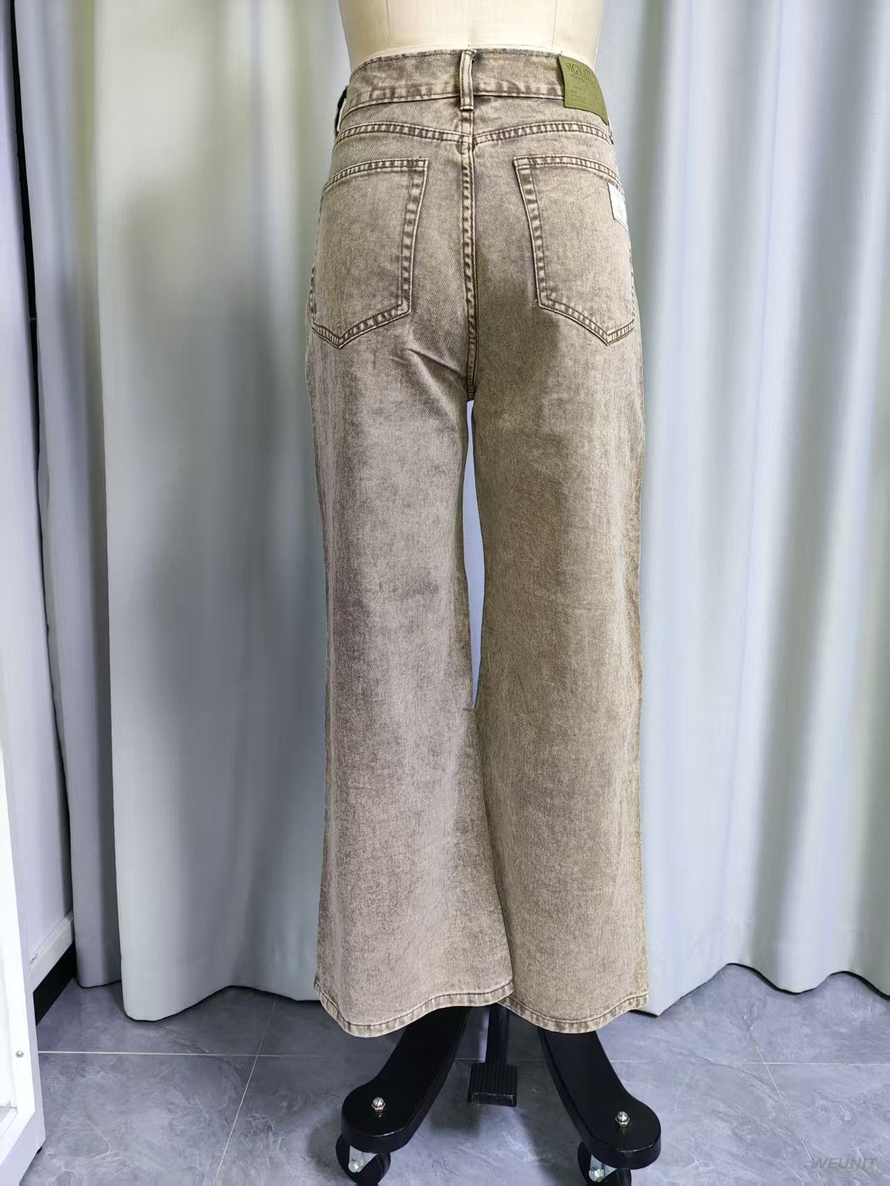 Vintage - Style Wide -Leg Denim Jeans
